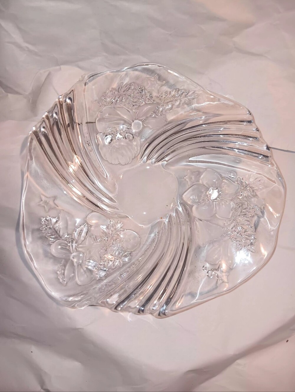 Vintage Mikasa Christmas Melody Glass Bon Bon Bowl Santa Bows Florals Clear